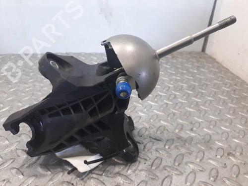 Used Gear lever HONDA CIVIC VIII Hatchback (FN, FK) [2005-2012]  7432366