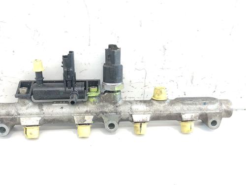 Used Injection rail CITROËN C5 I (DC_) [2001-2005]  28289629