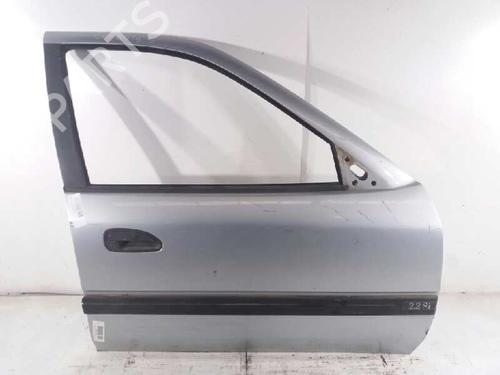 Porta frente direita RENAULT SAFRANE I (B54_) 2.2 (B543) (137 hp) 3037041