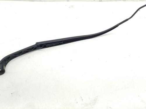 Used Front windshield wiper arm Front windshield wiper arm HONDA HR-V (RU) 1.6 i-DTEC (RU8) (120 hp) 33431898 33431898