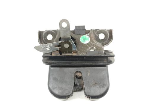 Used Tailgate lock AUDI A2 (8Z0) 1.4 TDI (75 hp) 18643811
