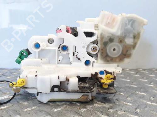 Used Front right lock NISSAN PICK UP (D22) [1997-2025]  3545702
