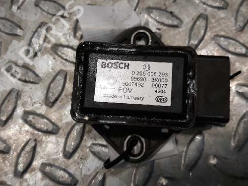 Used Electronic module HYUNDAI SANTA FÉ II (CM) [2005-2015]  11672748