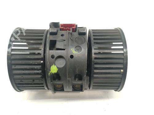 Used Heater blower motor RENAULT TRAFIC III Van (FG_) 1.6 dCi 95 (FGMJ, FGMR) (95 hp) 26175410