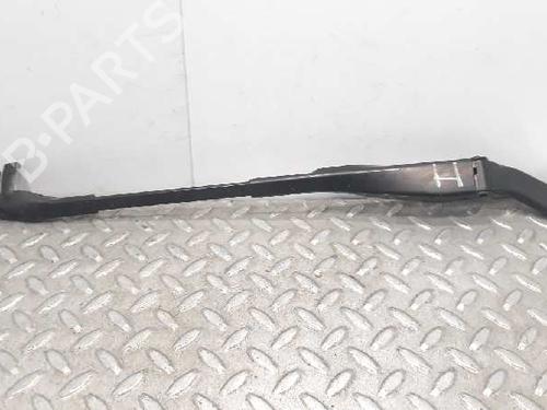 Used Front windshield wiper arm MERCEDES-BENZ E-CLASS (W211) [2002-2009]  7270621