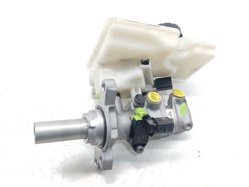 Used Brake master cylinder Brake master cylinder SEAT ATECA (KH7, KHP) 1.5 TSI (150 hp) 33844221 33844221