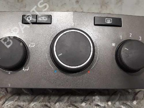 Used Climate control OPEL ASTRA H (A04) [2004-2014]  6884576