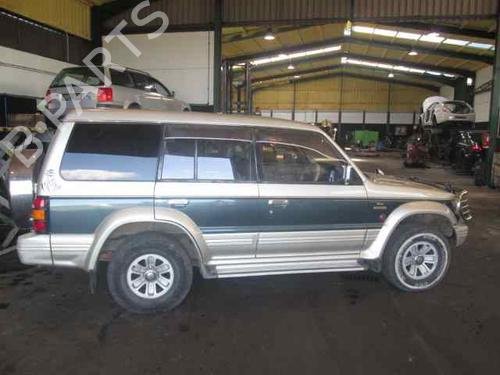 Left front steering knuckle MITSUBISHI PAJERO SPORT III (KS_) 2.4 DI-D 4x4 (KS1W) | BP12559898M25 
