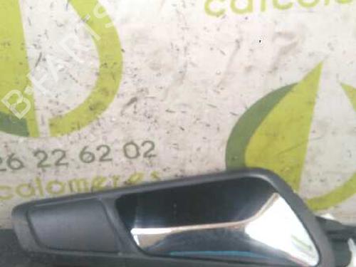 Used Front right interior door handle VW PASSAT B6 (3C2) 2.0 TDI 16V (140 hp) 3221591