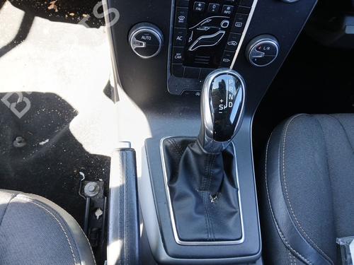 Used Gearbox Gearbox VOLVO V40 Cross Country (526) D2 (120 hp) 34127973 34127973