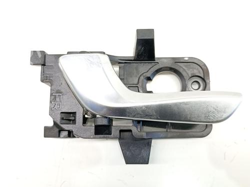 Used Front left interior door handle Front left interior door handle 38179254 38179254