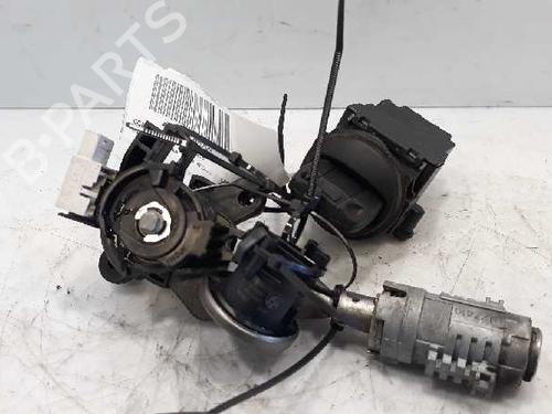 Used Ignition barrel BMW 5 (E60) 520 d (163 hp) 4911269