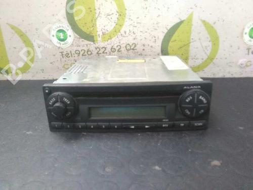 Used Radio SEAT CORDOBA (6L2) 1.4 16V (100 hp) 3057923