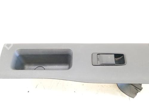 Right front window switch DODGE CALIBER 2.0 CRD | BP39448480I26 - Image 2