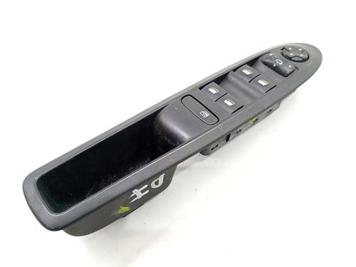 Used Left front window switch Left front window switch 39589227 39589227