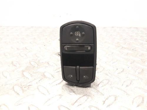 Used Left front window switch OPEL CORSA D (S07) [2006-2015]  3043297