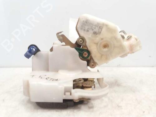 Used Tailgate lock SUZUKI GRAND VITARA II (JT, TE, TD) 1.9 DDiS (JB419WD, JB419XD) (129 hp) 4966739
