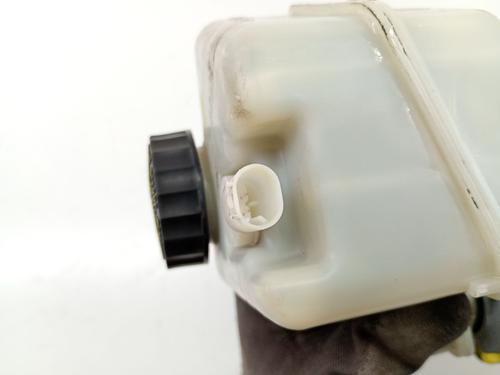 Used Brake master cylinder Brake master cylinder MERCEDES-BENZ C-CLASS (W203) C 280 (203.054) (231 hp) 40450083 40450083
