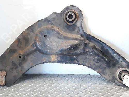 Used Right front suspension arm OPEL VIVARO A Van (X83) [2001-2015]  7900633
