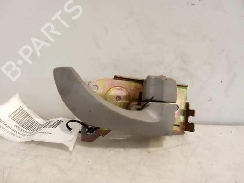 Used Front right interior door handle KIA SORENTO I (JC) [2002-2011]  3221831
