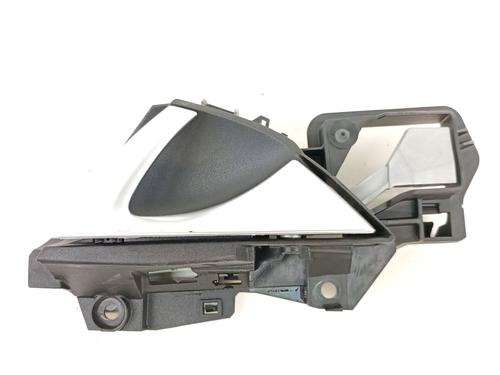 Used Rear right interior door handle Rear right interior door handle DS DS 5 (KF_) 1.6 THP 165 (KF5GZT) (165 hp) 40600572 40600572