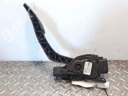 pedal-ford-transit-courier-b460-mpv-10-ecoboost-8v219f836ac-2014-7189343 main image