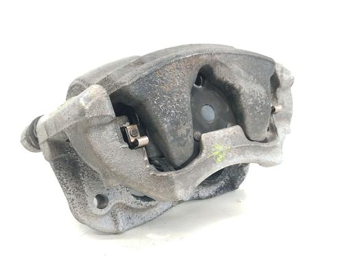 Used Right front brake caliper BMW 2 Gran Tourer (F46) 218 d (150 hp) 25786141