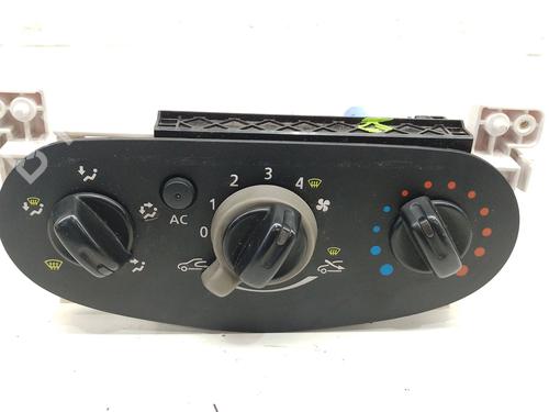 Used Climate control Climate control DACIA DUSTER (HS_) 1.6 16V LPG (105 hp) 33461221 33461221
