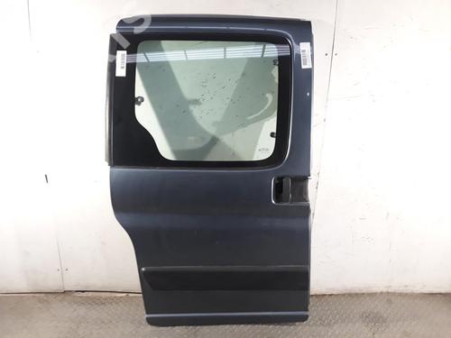 Used Right slide door Right slide door PEUGEOT PARTNER MPV (5_, G_) 1.9 D (69 hp) 10675600 10675600