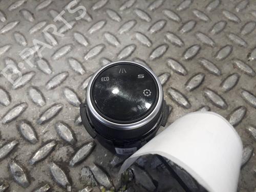 Used Switch Switch SEAT ATECA (KH7, KHP) 2.0 TDI 4Drive (150 hp) 15691153 15691153