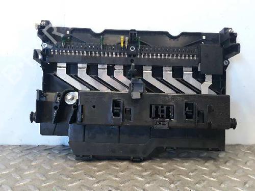 Used Fuse box BMW X3 (E83) 3.0 d (204 hp) 7303279