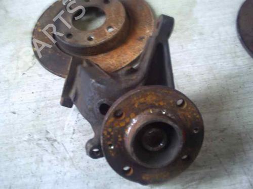 Used Right front steering knuckle PEUGEOT 206 Hatchback (2A/C) [1998-2012]  3038245