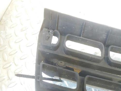 Grille KIA SPORTAGE II (JE_, KM_) 2.7 V6 4WD | BP5897398C40 