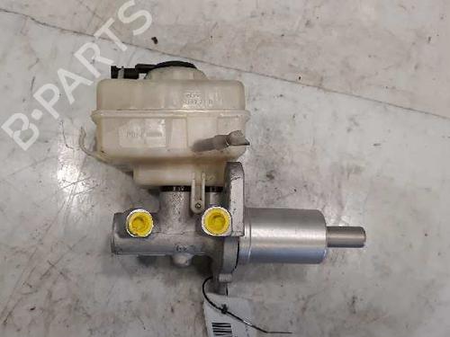 Used Brake master cylinder BMW 5 (E60) 530 d (231 hp) 5393173
