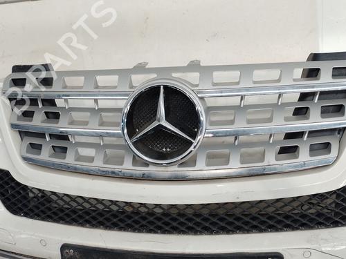 Front bumper MERCEDES-BENZ M-CLASS (W164) ML 300 CDI 4-matic (164.121) | BP32419899C7 