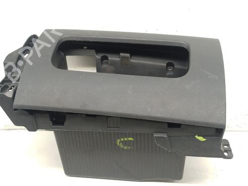 Used Glove box Glove box OPEL VIVARO B Van (X82) 1.6 CDTI (05) (90 hp) 32684930 32684930