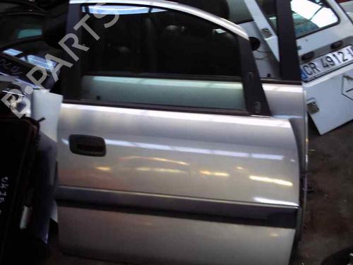 Used Right front door OPEL ZAFIRA A MPV (T98) 2.0 DTI 16V (F75) (101 hp) 3036001