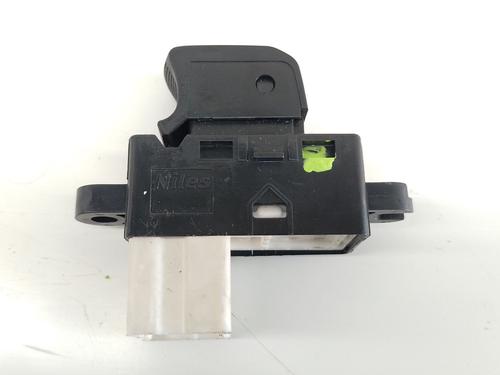 Right front window switch NISSAN NOTE (E12) 1.5 dCi | BP32477912I26