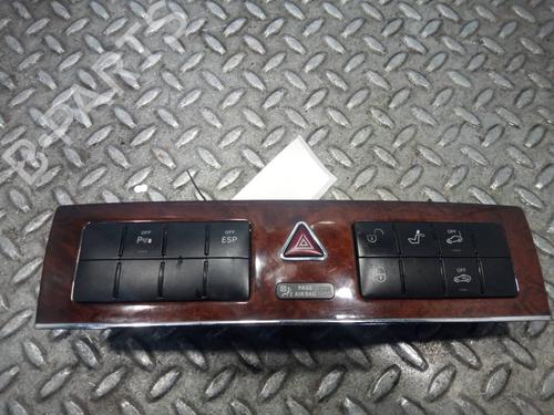 Used Warning switch MERCEDES-BENZ C-CLASS (W203) C 320 CDI (203.020) (224 hp) 13321687