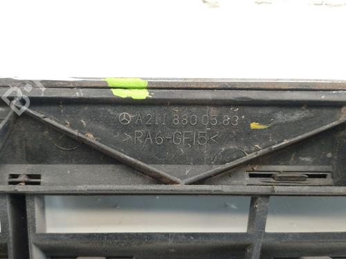 Grille MERCEDES-BENZ E-CLASS (W211) E 280 CDI (211.020) | BP7197738C40 