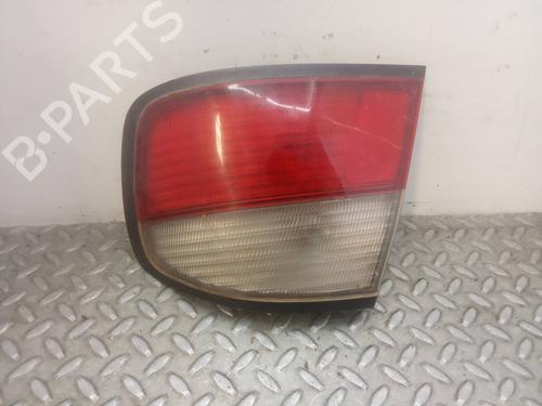 Used Right taillight NISSAN PRIMERA Hatchback (P11) 1.6 16V (99 hp) 11942054