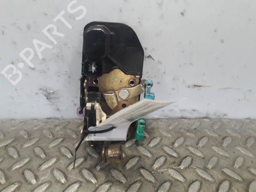 Used Front left lock CHRYSLER VOYAGER IV (RG, RS) 2.8 CRD (150 hp) 15389953