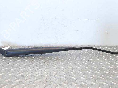 Used Front windshield wiper arm HYUNDAI SANTA FÉ I (SM) 2.0 CRDi (113 hp) 5884384