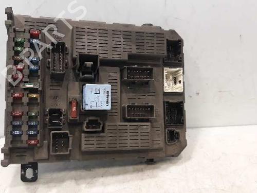 Used Fuse box CITROËN C5 I (DC_) 2.0 HDi (DCRHZB, DCRHZE) (109 hp) 5240648
