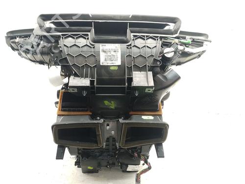 Used Heater matrix box Heater matrix box RENAULT MEGANE III Hatchback (BZ0/1_, B3_) 1.2 TCe (BZ16, BZ28) (132 hp) 33319273 33319273