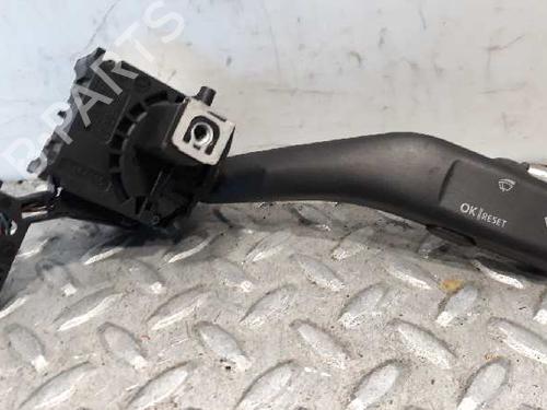 Used Steering column stalk SKODA OCTAVIA II (1Z3) [2004-2013]  6514119