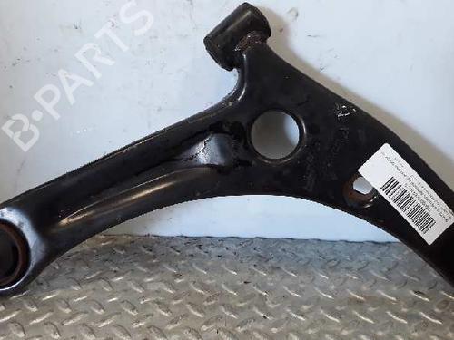 Used Right front suspension arm MITSUBISHI COLT VI (Z3_A, Z2_A) 1.3 (Z21A) (95 hp) 5996941