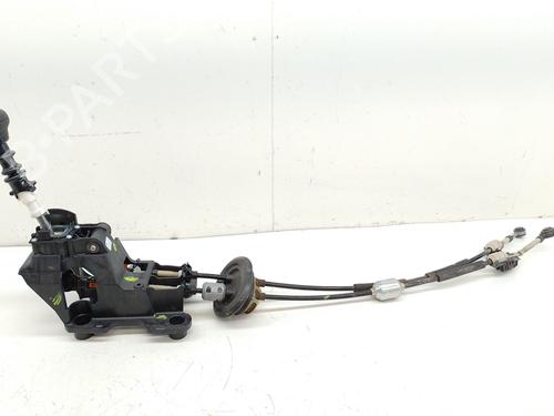 Used Gear lever CITROËN C4 CACTUS 1.2 THP 110 (110 hp) 29001199
