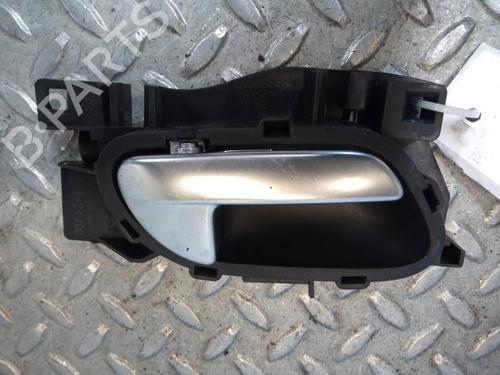 Used Rear right interior door handle PEUGEOT 508 I (8D_) 2.0 HDi (163 hp) 13667141