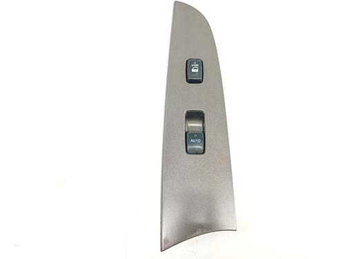 Used Right front window switch Right front window switch 38302432 38302432